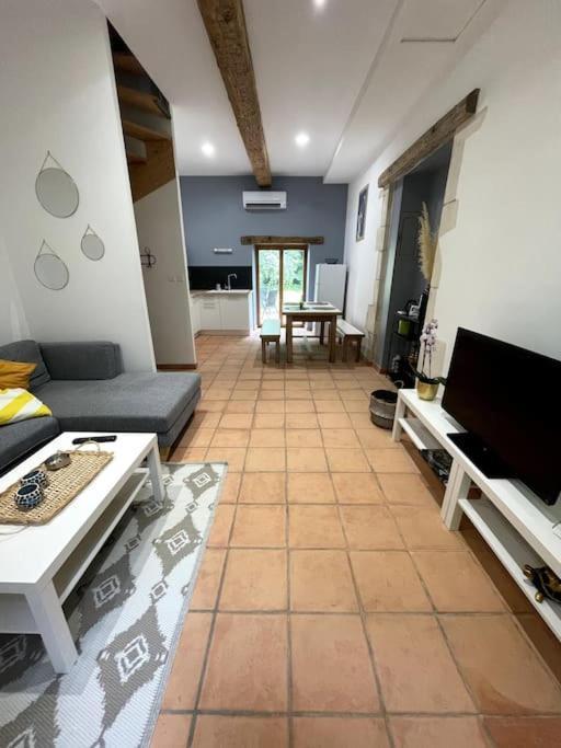 Superbe Appartement Cosy Avec Jardin Nîmes Kültér fotó