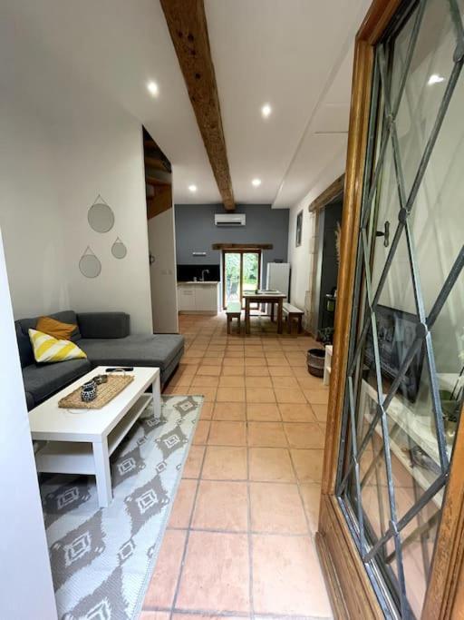 Superbe Appartement Cosy Avec Jardin Nîmes Kültér fotó
